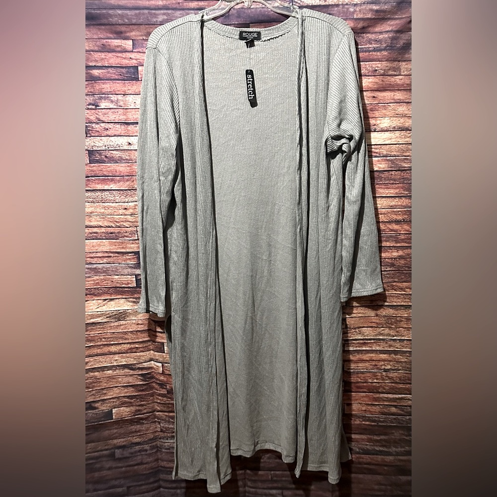 Rouge Calf Length Ribbed Grey Cardigan